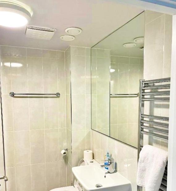 3 Bed House With Parking Near Airport Villa Edinburgh Luaran gambar